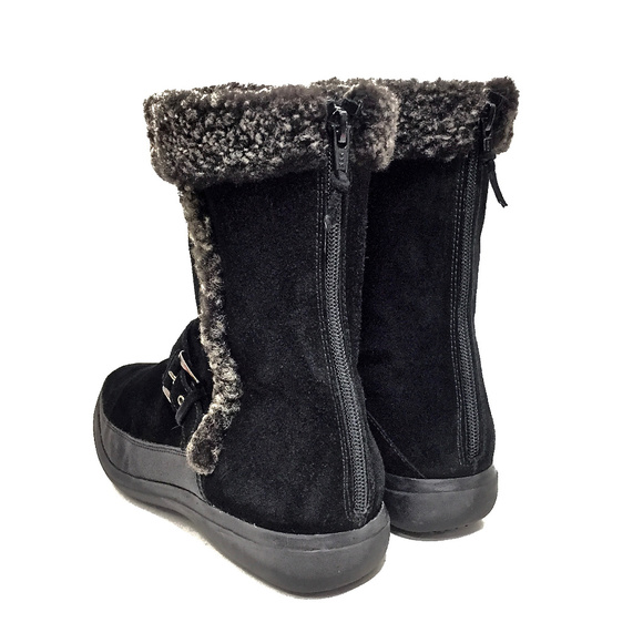 - SOLD - Stuart Weitzman Black Shearling Boots - Picture 7 of 8